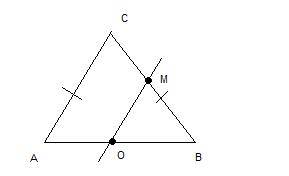 Прямая ом, параллельная боковой стороне ас равнобедренного треугольника авс, пересекает стороны ав и