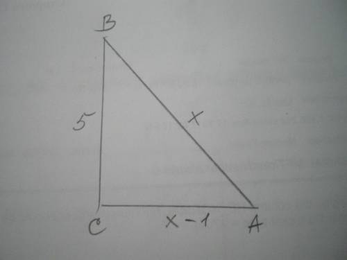Один з катетів прямокутного трикутника дорівнює 5 см, а гіпотенуза на 1 см більша за другий катет. з