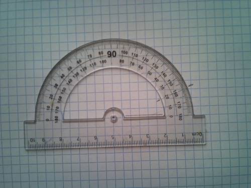 Постройте треугольник ABC AC=5 сm BC=6см угол C=20°​