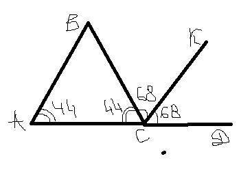 Bcd - внешний угол равнобедренного треугольника abc с основантем ac, ck - биссектриса угла bcd. найд