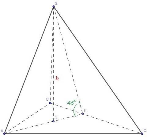 Высота правильной треугольной пирамиды равна h, а двугранный угол при стороне основания равен 45 гра