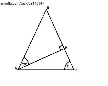 Вравнобедренном треугольнике угол между высотой опущенной на боковую сторону и второй стороной равен
