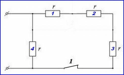 Чему равно общее сопротивление цепи, если замкнут ключ 1, а ключи 2 и 3 равны?