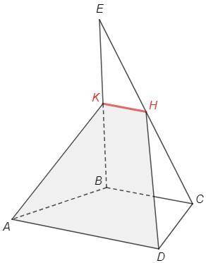 В трапеции ABCD основание BC = 12 см. Точка E не лежит в плоскости трапеции, а точка K - середина от