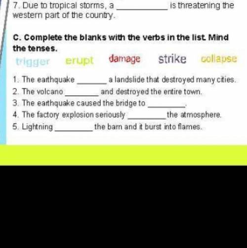 1 The earthquake a landslide that destroyed many cties 2. The volcano and destroyed the entire town