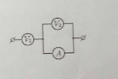 Електричне коло, схема якої зображена на малюнку, підключена до батарейки. Вольтметри V1 та V2 показ