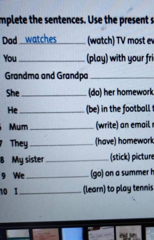 2 Complete the sentences. Use the present simple or present continuous of the verbs in brackets. 2 Y