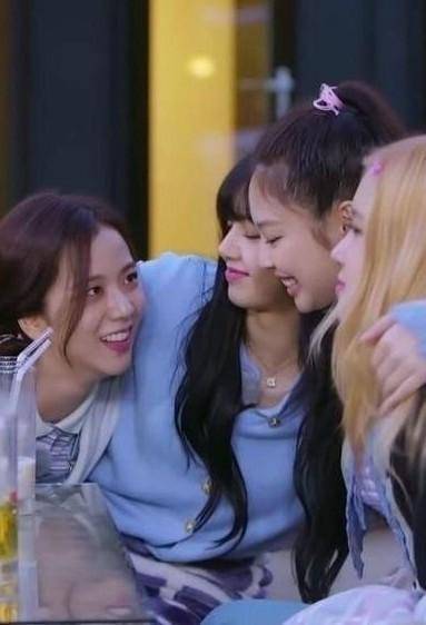 Blackpink, Jisoo, Jennie, Rose, Lisa BLACKPINK ​